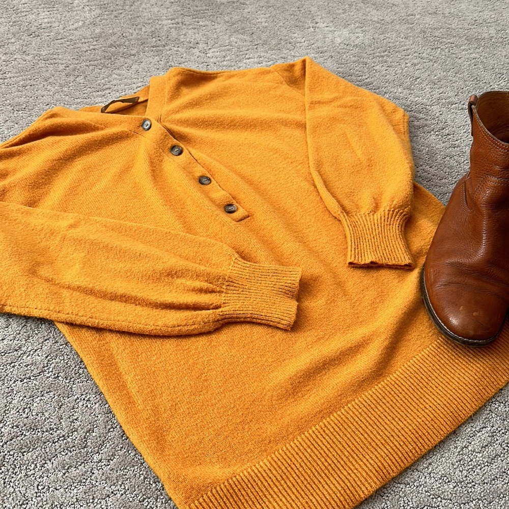 LOFT Fall Sweater - Picture 3 of 6
